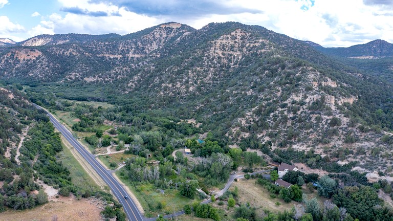 Cabins (United States of America, Glendale, Utah)