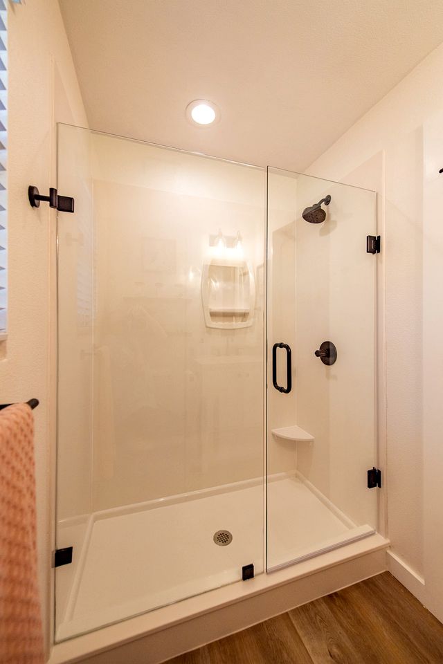 Romantic Tree House for Texas Glamping in Elm Mott