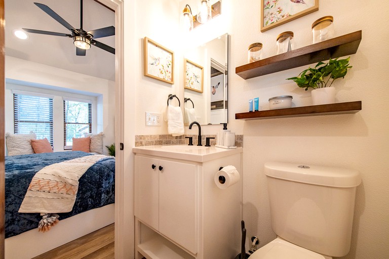 Tree Houses (United States of America, Elm Mott, Texas)