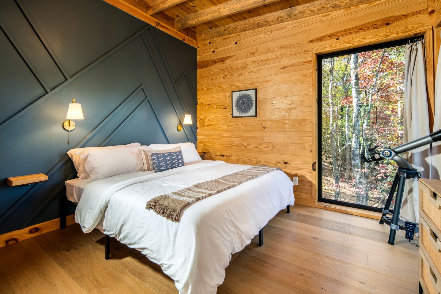 Secluded Adventure Treehouse with Net Loft & Swaying Bridge Near Highlands, NC