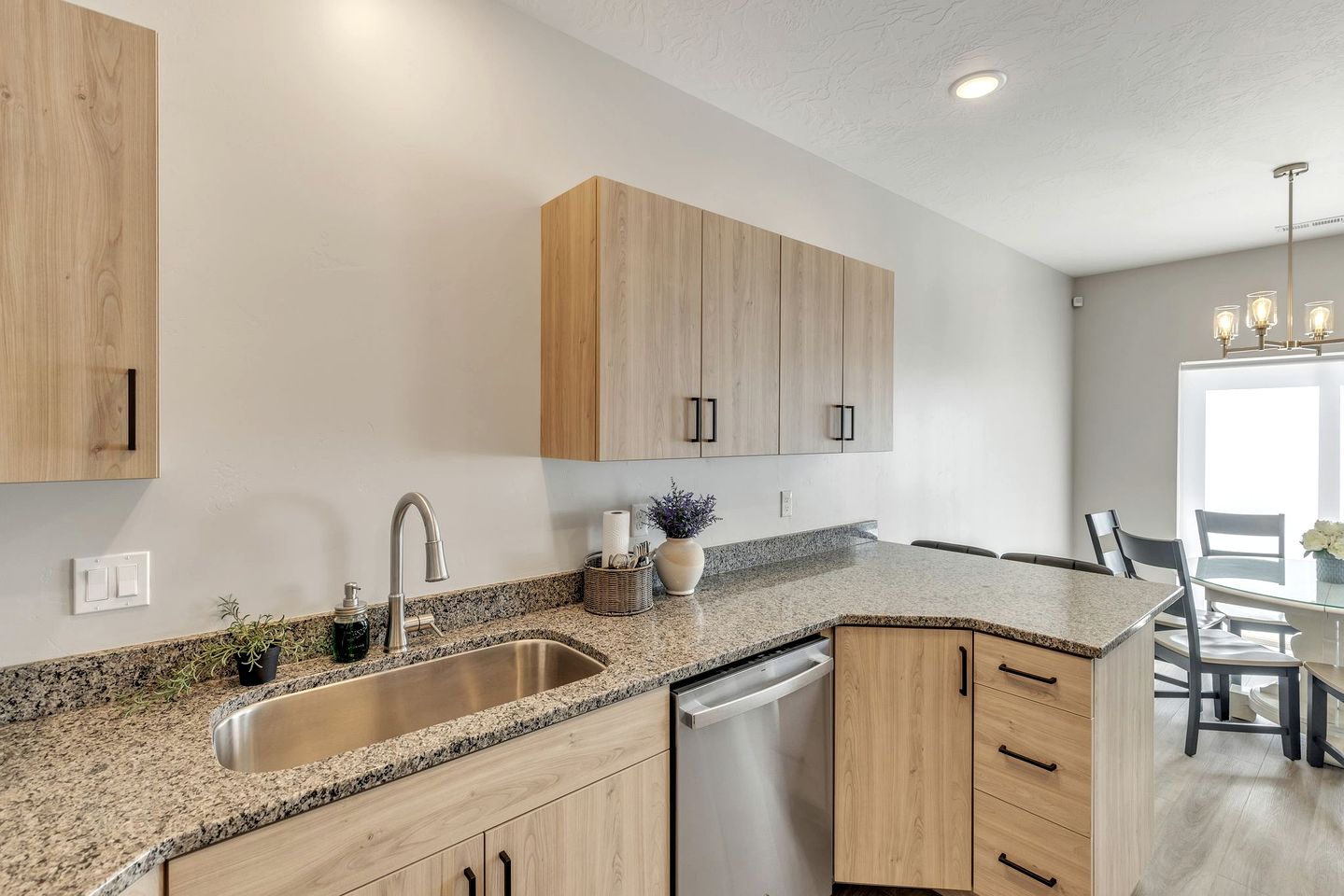 Beautiful Cottage Close to Stunning Hiking Trails in Cedar City, Utah