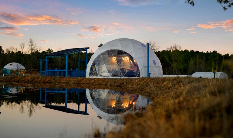 Gorgeous Dome with Hot-tub in Broken Bow, Oklahoma