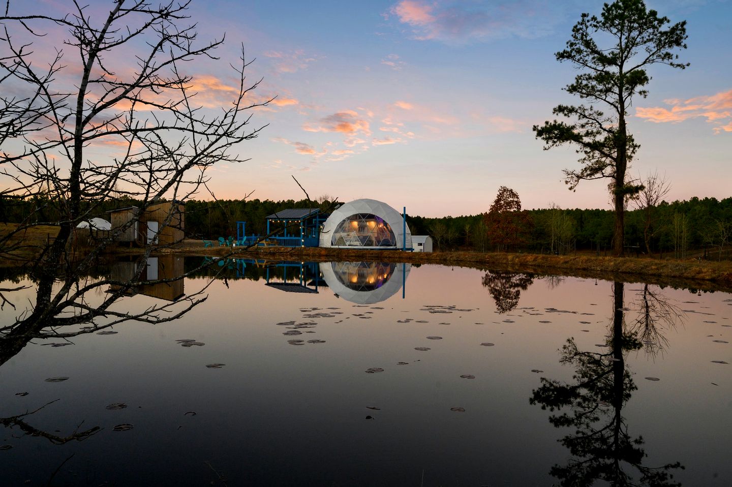 Incredi-Dome Family Experience in Broken Bow, OK