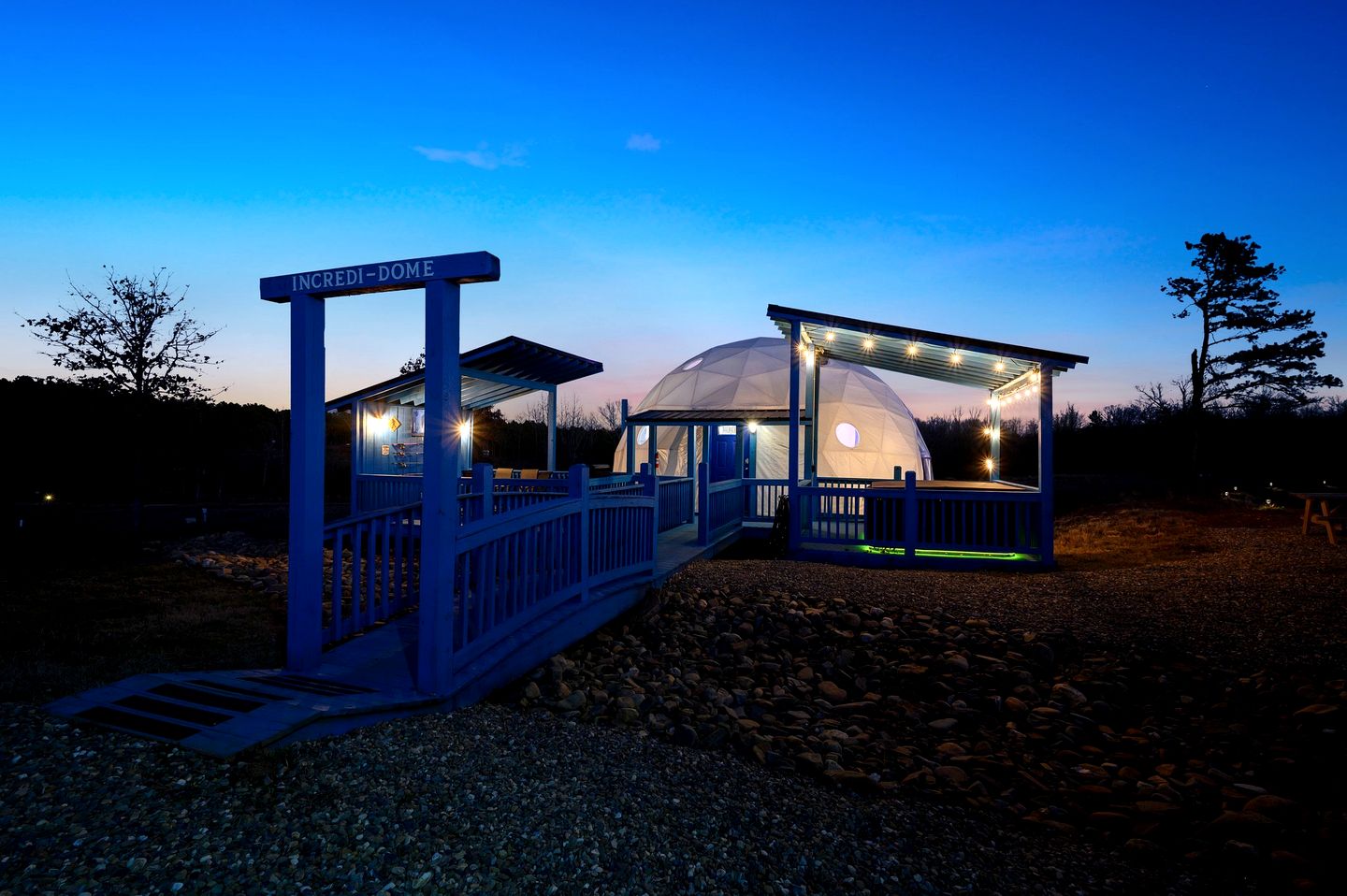 Incredi-Dome Family Experience in Broken Bow, OK