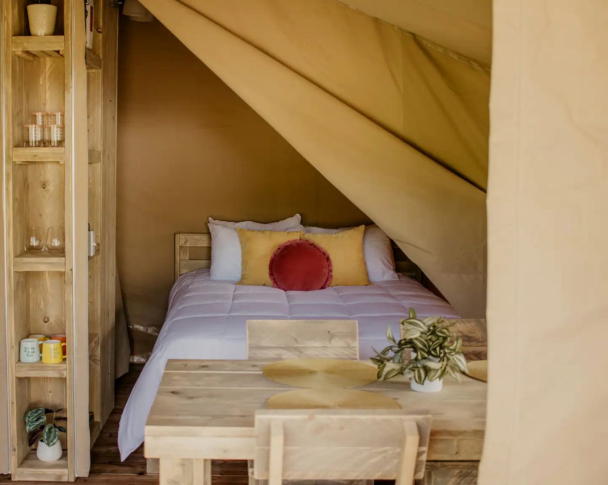 Beautiful Safari Tent Perfect for Couples in Erwin, Tennessee