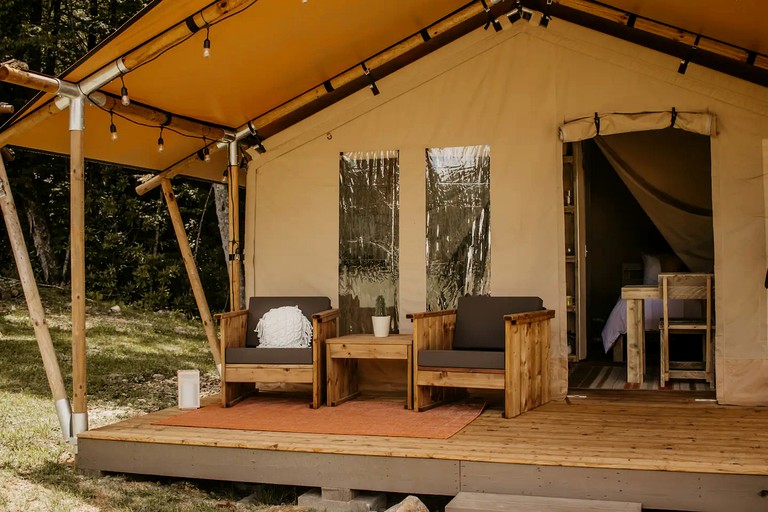 Safari Tents (United States of America, Erwin, Tennessee)