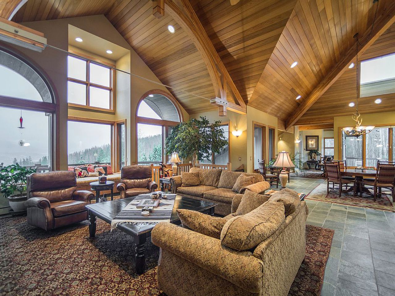 Luxury Five-Bedroom Villa in Gated Community near Copper Mountain, Colorado