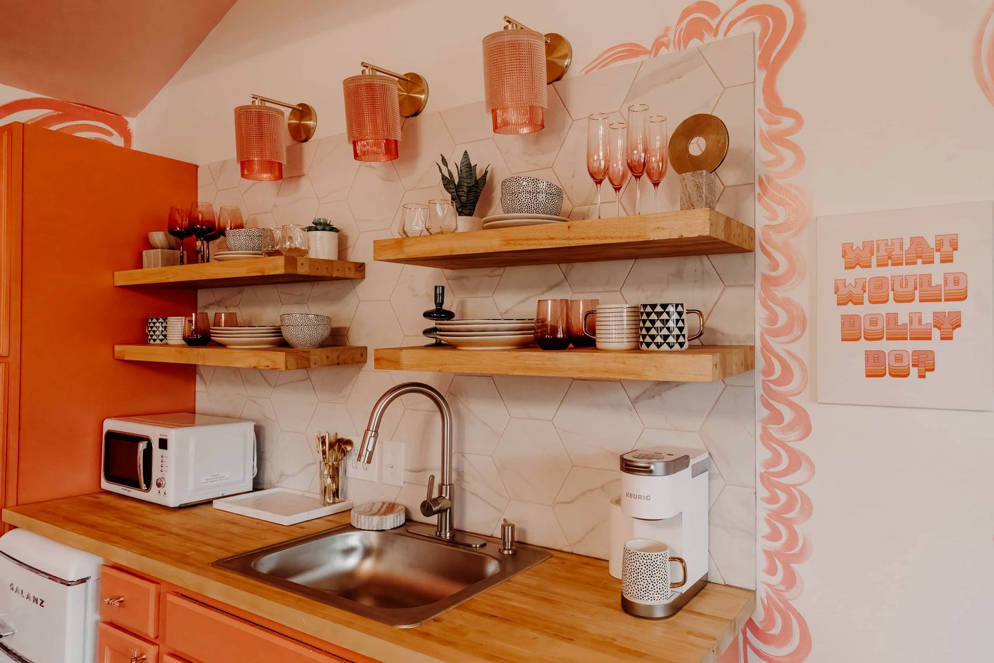 Charm in the Mountains: Your Nicest Getaway Awaits at Our One-of-a-Kind Tracy City Cabin