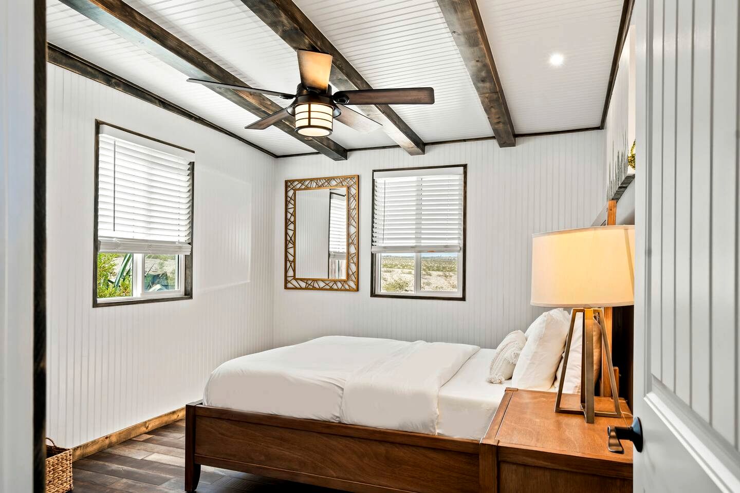 Quiet Rustic-Modern Chalet Near Joshua Tree National Park in Twentynine Palms, California