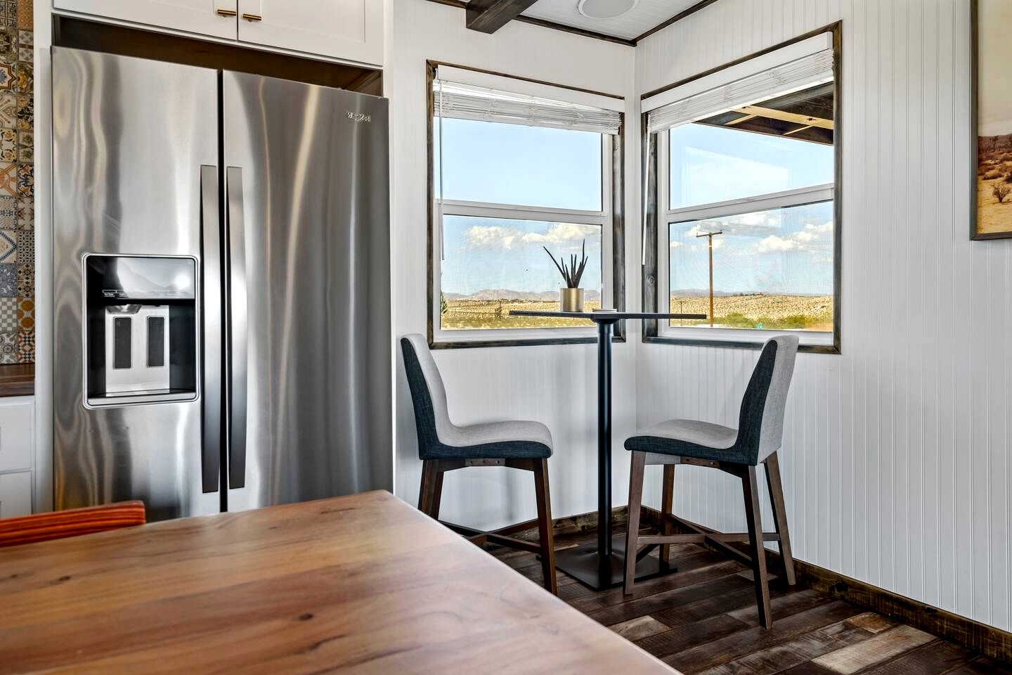 Quiet Rustic-Modern Chalet Near Joshua Tree National Park in Twentynine Palms, California