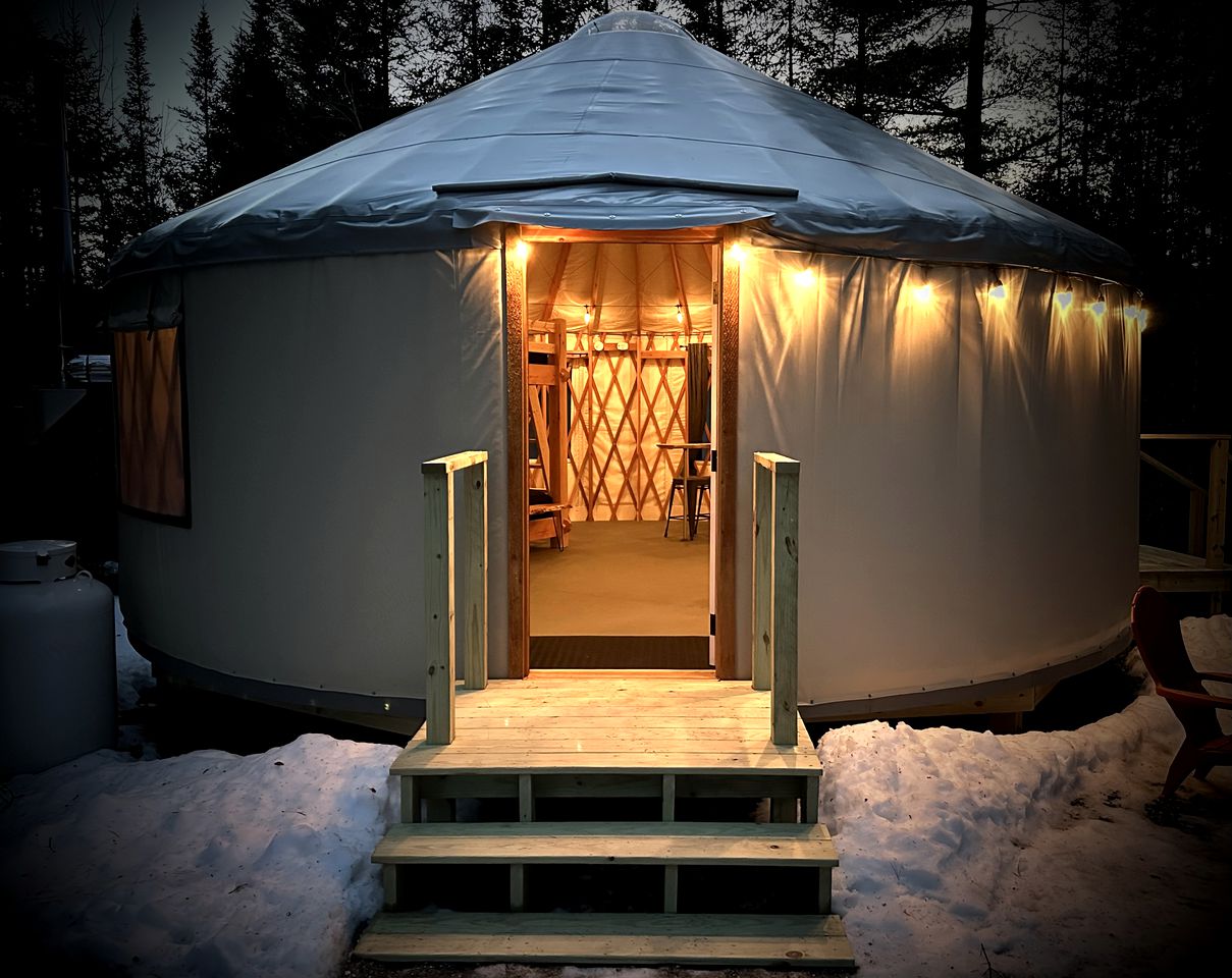 Amazing Maine Nature Escape: Comfortable Pet-Friendly Yurt near Bethel Perfect for a Romantic Glamping Getaway