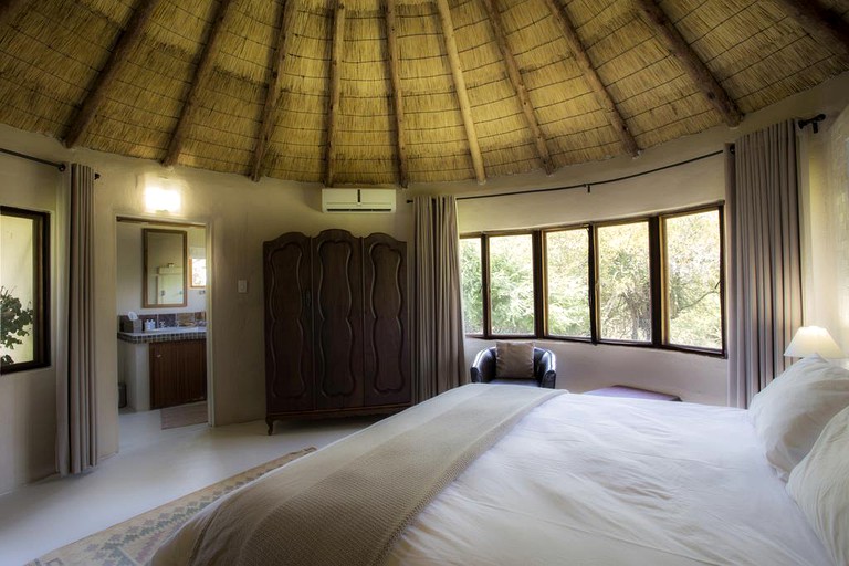 Huts (Hoedspruit, Limpopo, South Africa)
