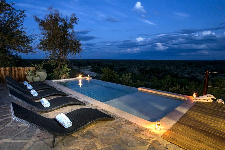 Huts (Hoedspruit, Limpopo, South Africa)