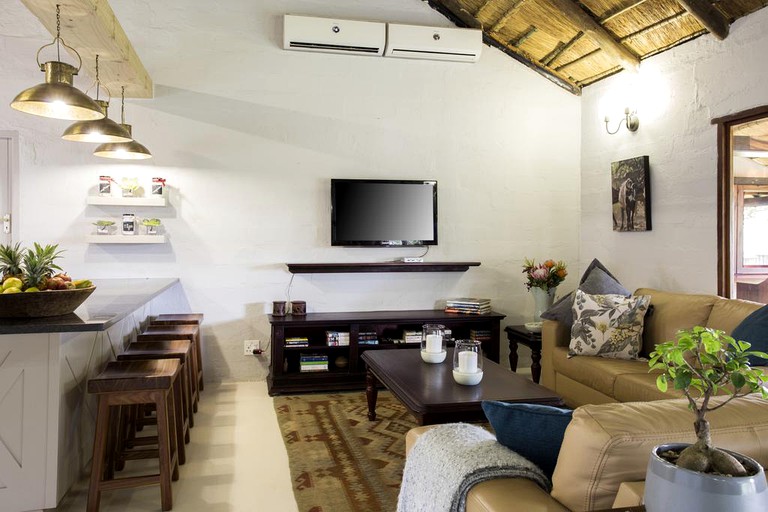 Huts (Hoedspruit, Limpopo, South Africa)