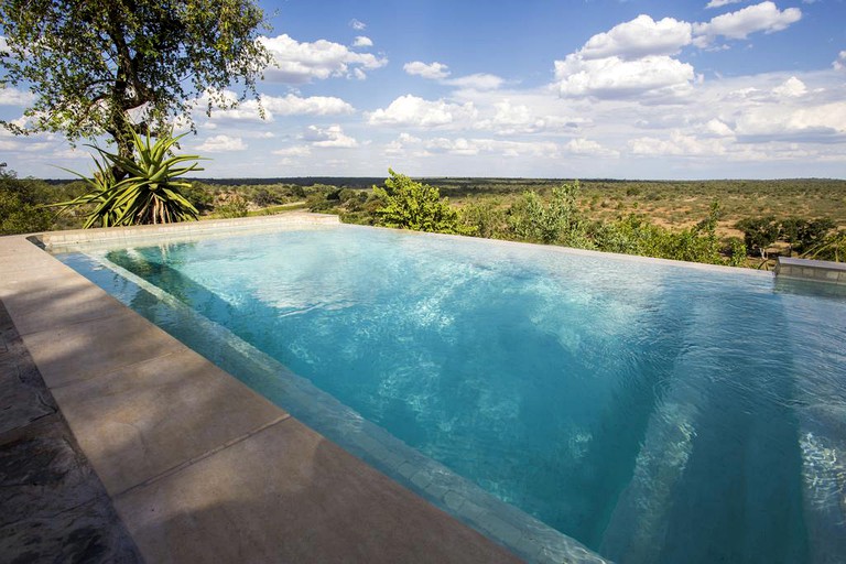 Huts (Hoedspruit, Limpopo, South Africa)