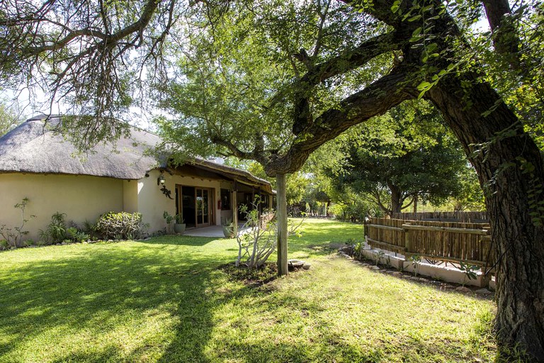 Huts (Hoedspruit, Limpopo, South Africa)