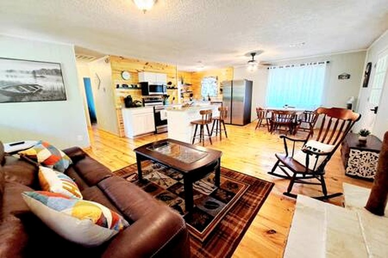 Vacation Rentals (United States of America, Karnack, Texas)