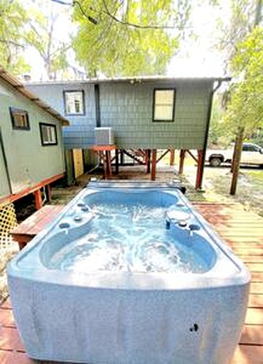 Vacation Rentals (United States of America, Karnack, Texas)