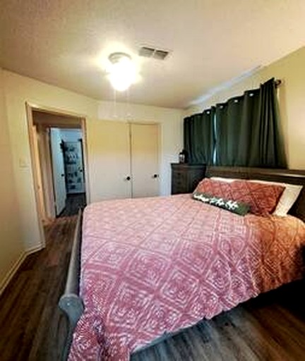 Vacation Rentals (United States of America, --, --)