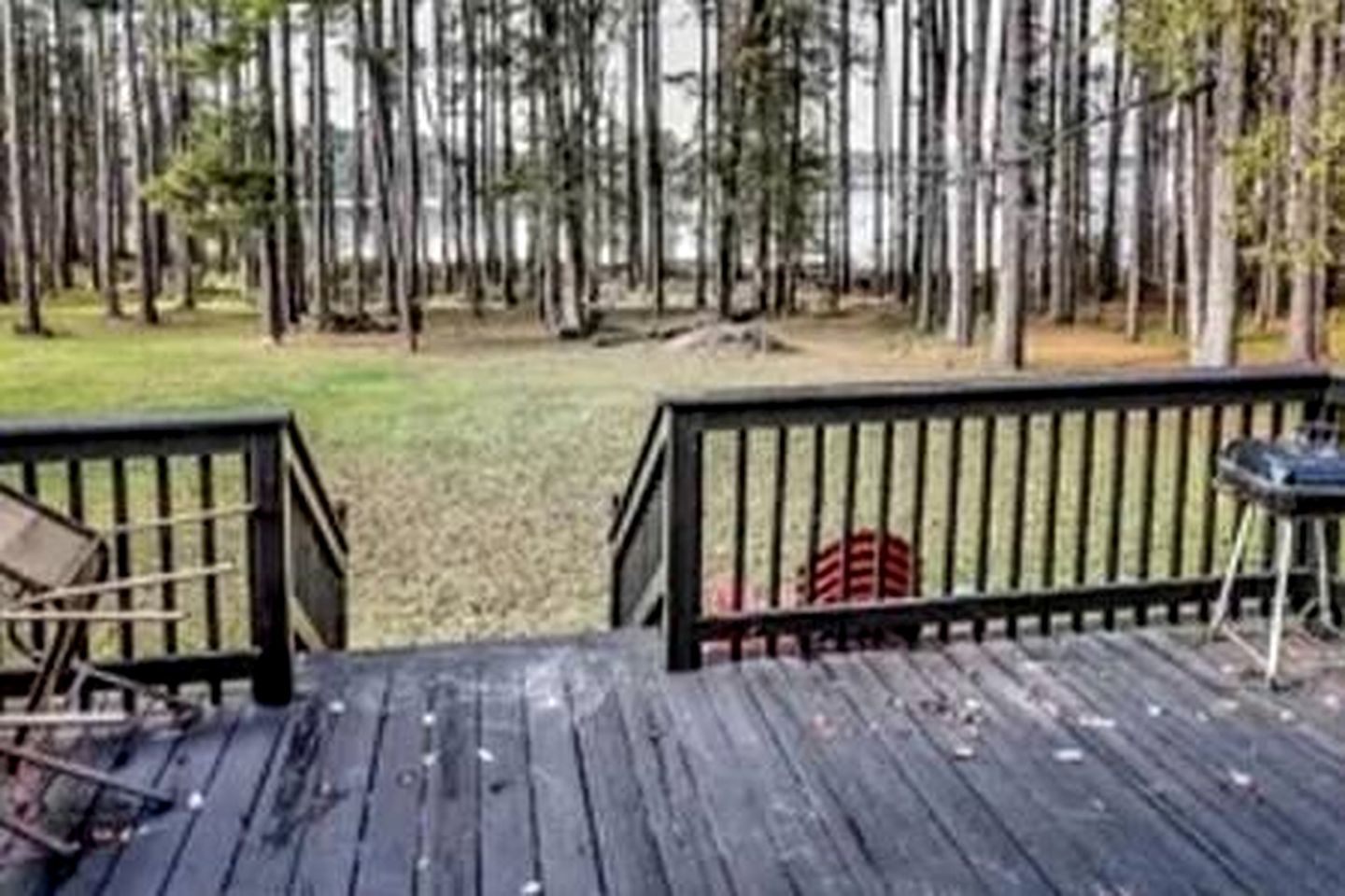 Rustic Lake Cottage with Fire Pit and Hot-Tub Great for Outdoor Lovers in Texas
