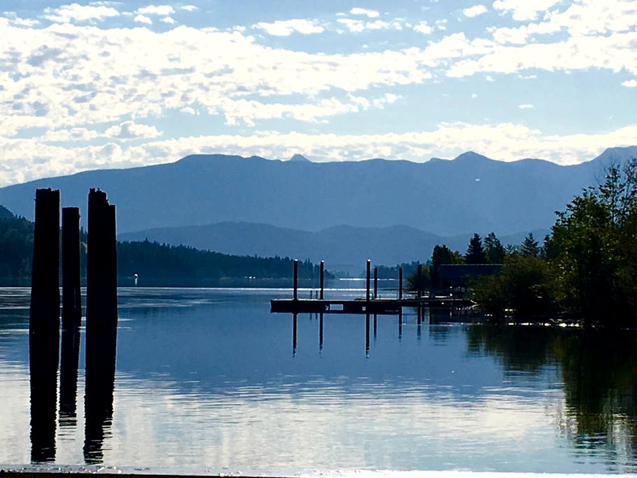 Bright Mountain Cabin Rental with Incredible Views of the Rockies, British Columbia