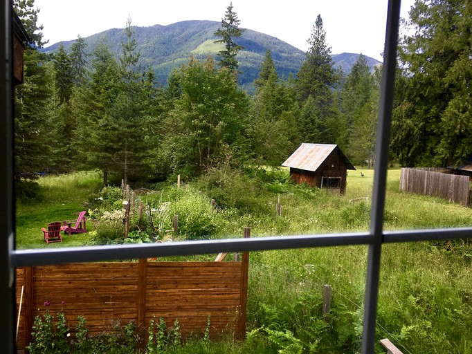 Cabins (Nelson, British Columbia, Canada)