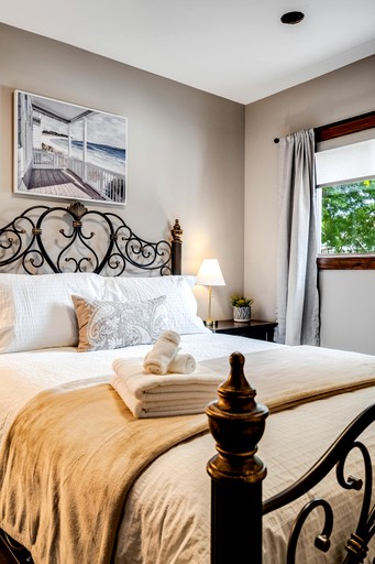 Vacation Rentals (Canada, Leamington, Ontario)