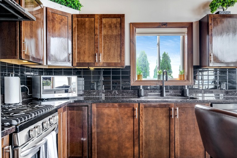 Vacation Rentals (Canada, Leamington, Ontario)