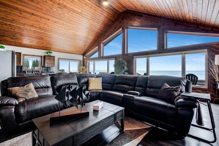 Vacation Rentals (Canada, Leamington, Ontario)
