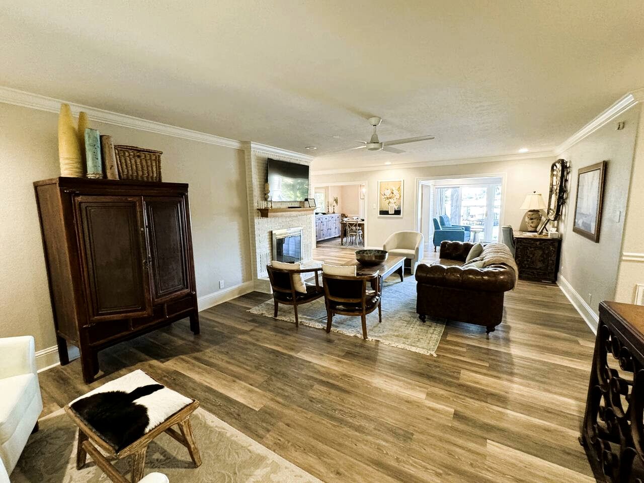 Spacious Lakefront House with Deck & EV Charging Near Oaklawn Casino in Hot Springs, AR