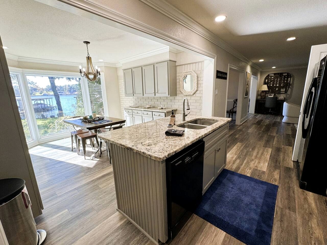 Spacious Lakefront House with Deck & EV Charging Near Oaklawn Casino in Hot Springs, AR