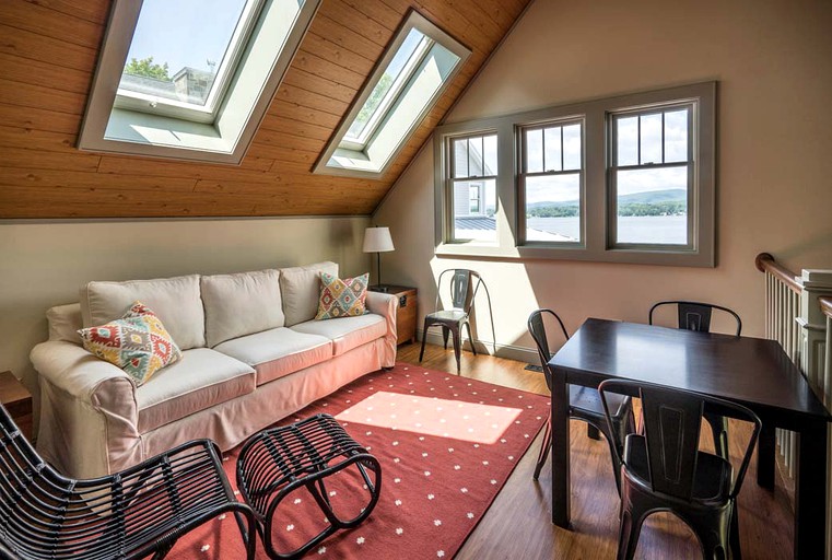 Cottages (Lanesborough, Massachusetts, United States)