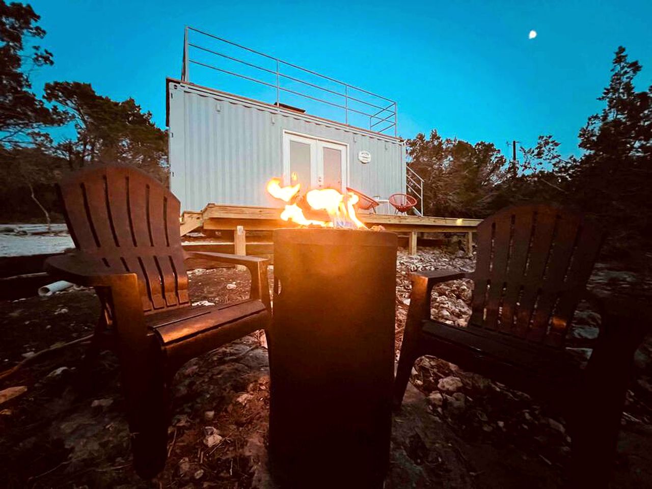 Tiny Container For A Glamping Getaway with Canyon Lake Views Close to Austin, Texas
