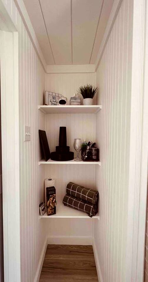 Tiny Container For A Glamping Getaway with Canyon Lake Views Close to Austin, Texas