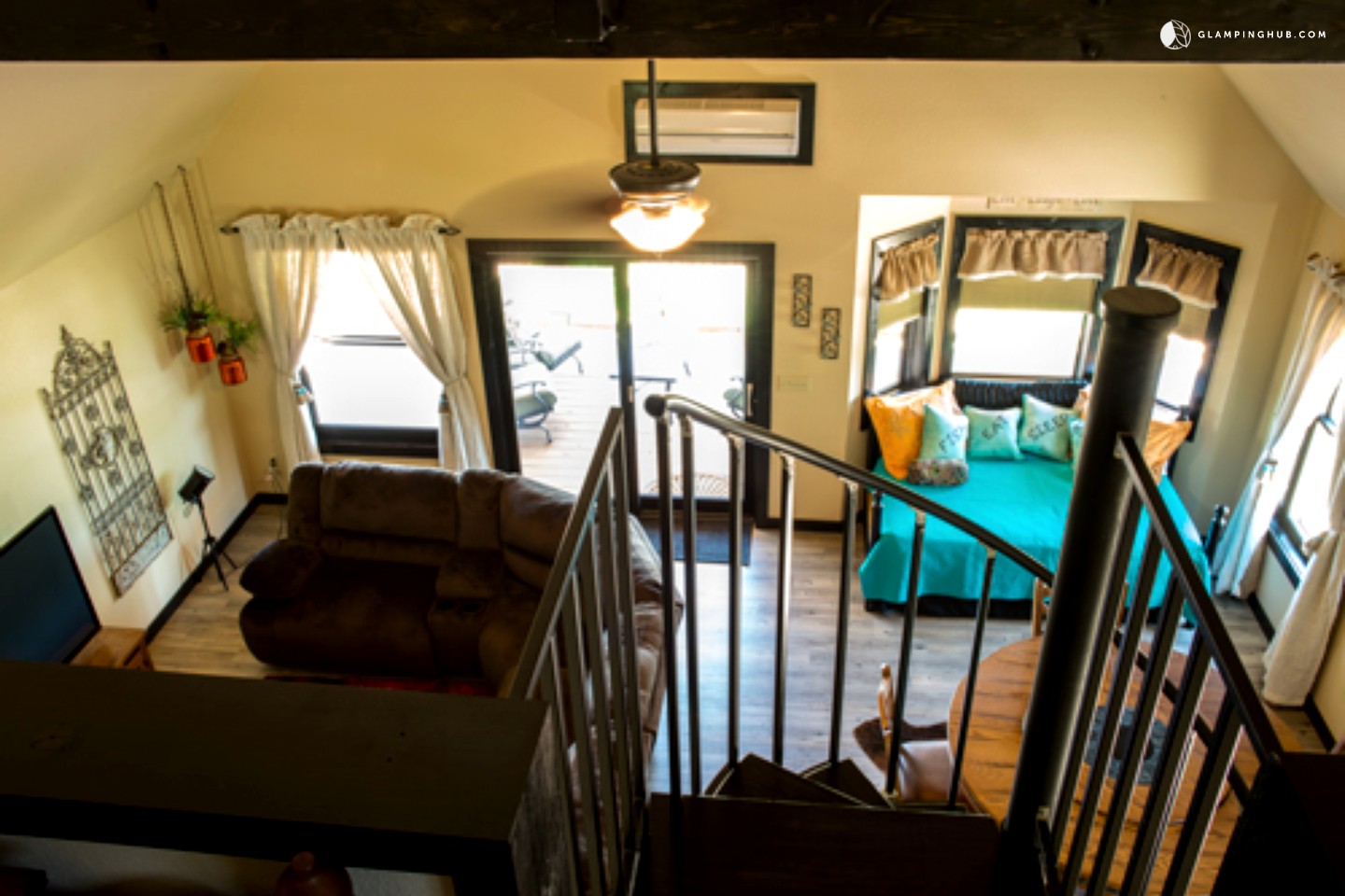 Tree House in the Ozark Mountains, Arkansas