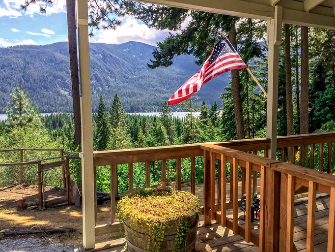 Cabins (Leavenworth, Washington, United States)