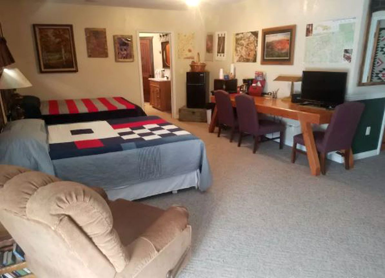 Comfortable Accommodation for a Getaway near Bryce Canyon in Panguitch, Utah