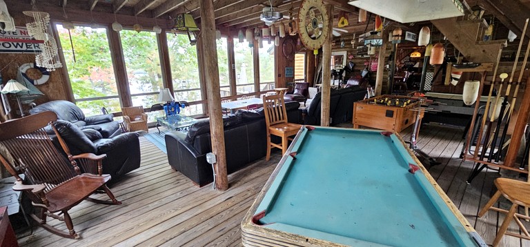 Cabins (United States of America, Monson, Maine)