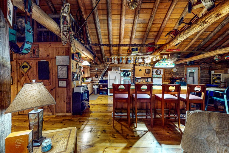 Cabins (United States of America, Monson, Maine)