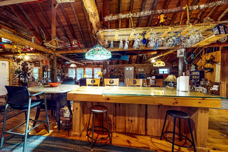 Cabins (United States of America, Monson, Maine)