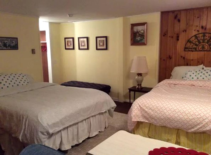 Cottages (Sugarhill, New Hampshire, United States)