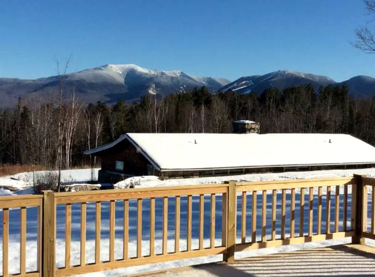 Superb Getaway Rental with Mountain Views near White Mountain National Forest, New Hampshire