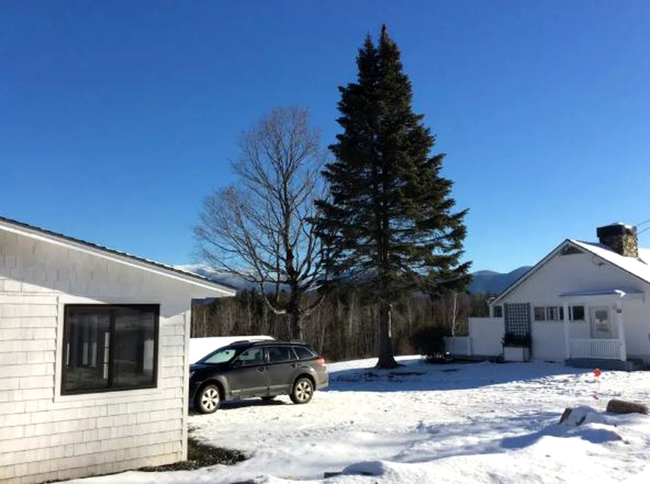 Superb Getaway Rental with Mountain Views near White Mountain National Forest, New Hampshire