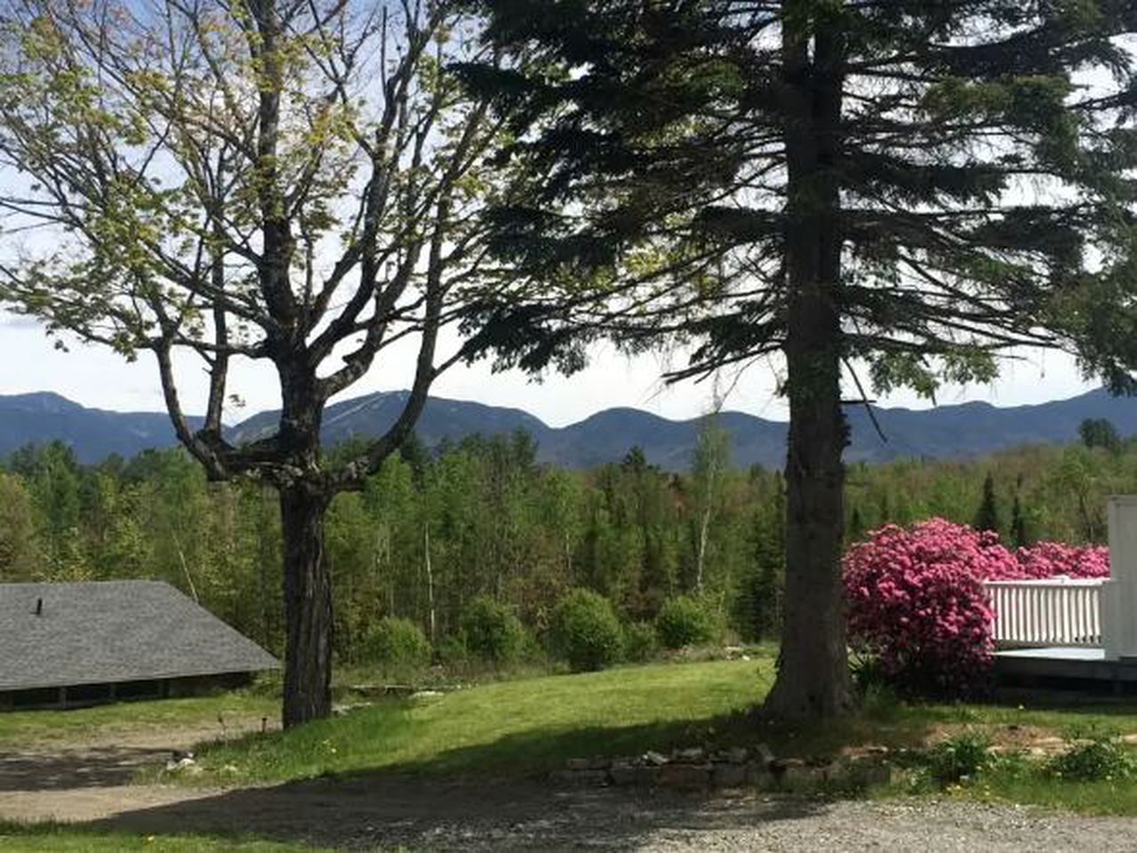 Superb Getaway Rental with Mountain Views near White Mountain National Forest, New Hampshire