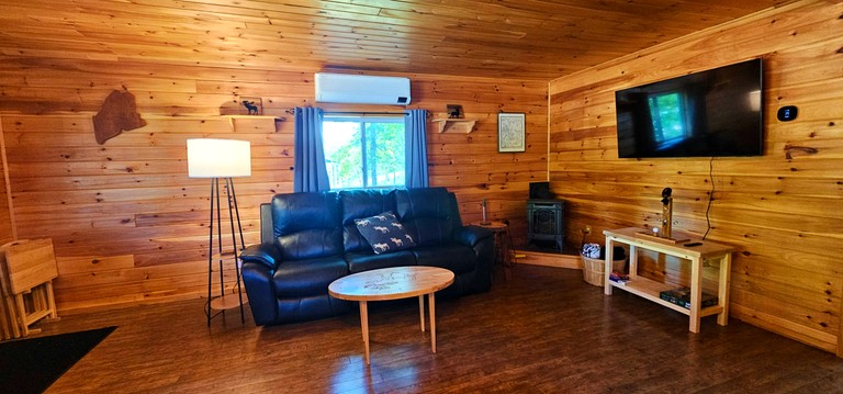 Cabins (United States of America, Greenville, Maine)