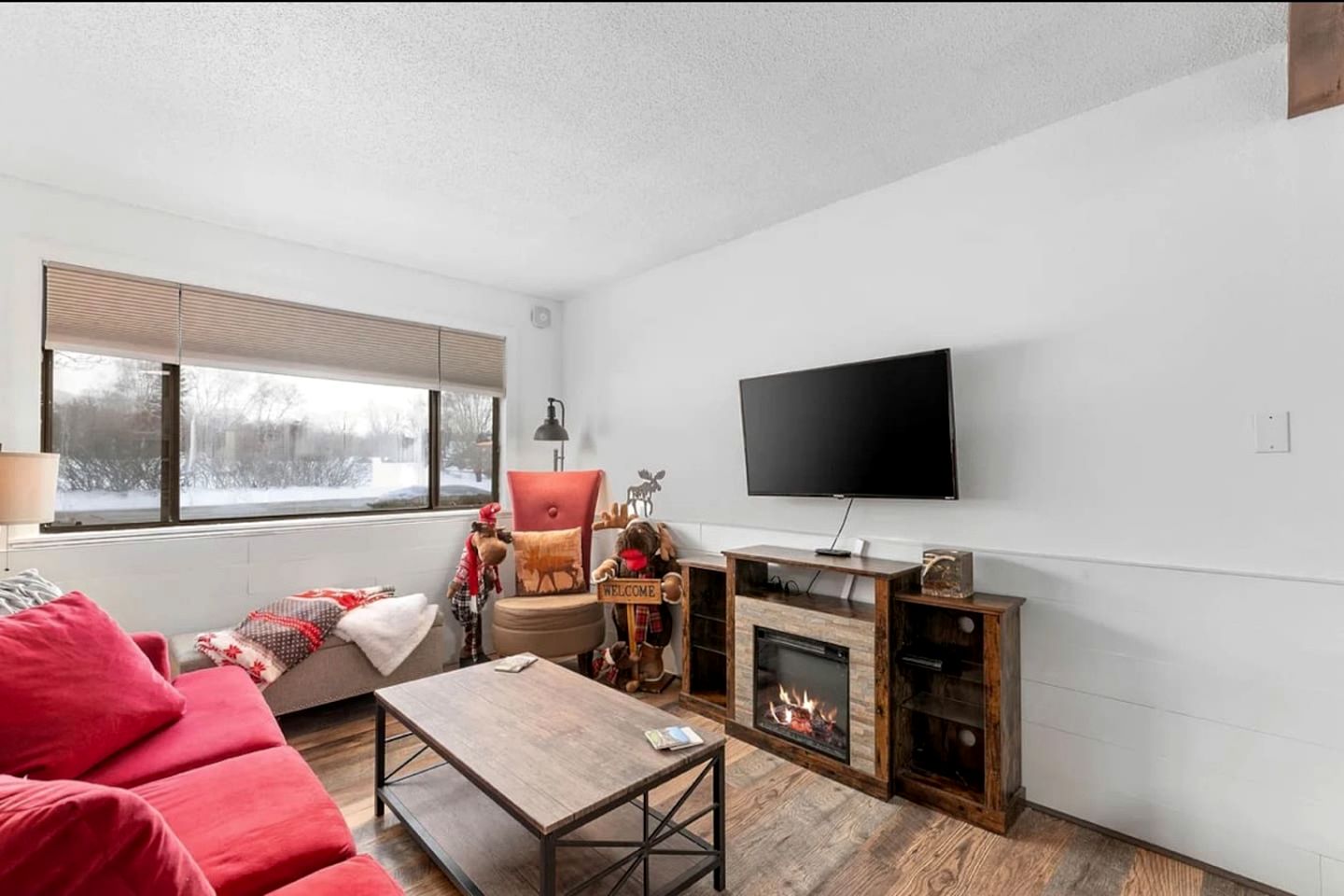 Stylish Vacation Rental Near Storyland in Glen, New Hampshire