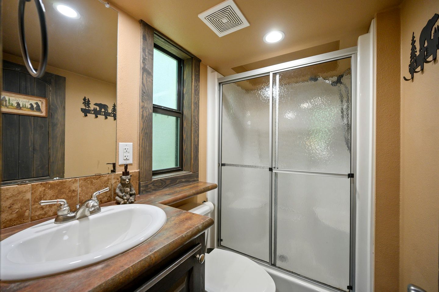 Outstanding Cabin in Broken Bow, Oklahoma