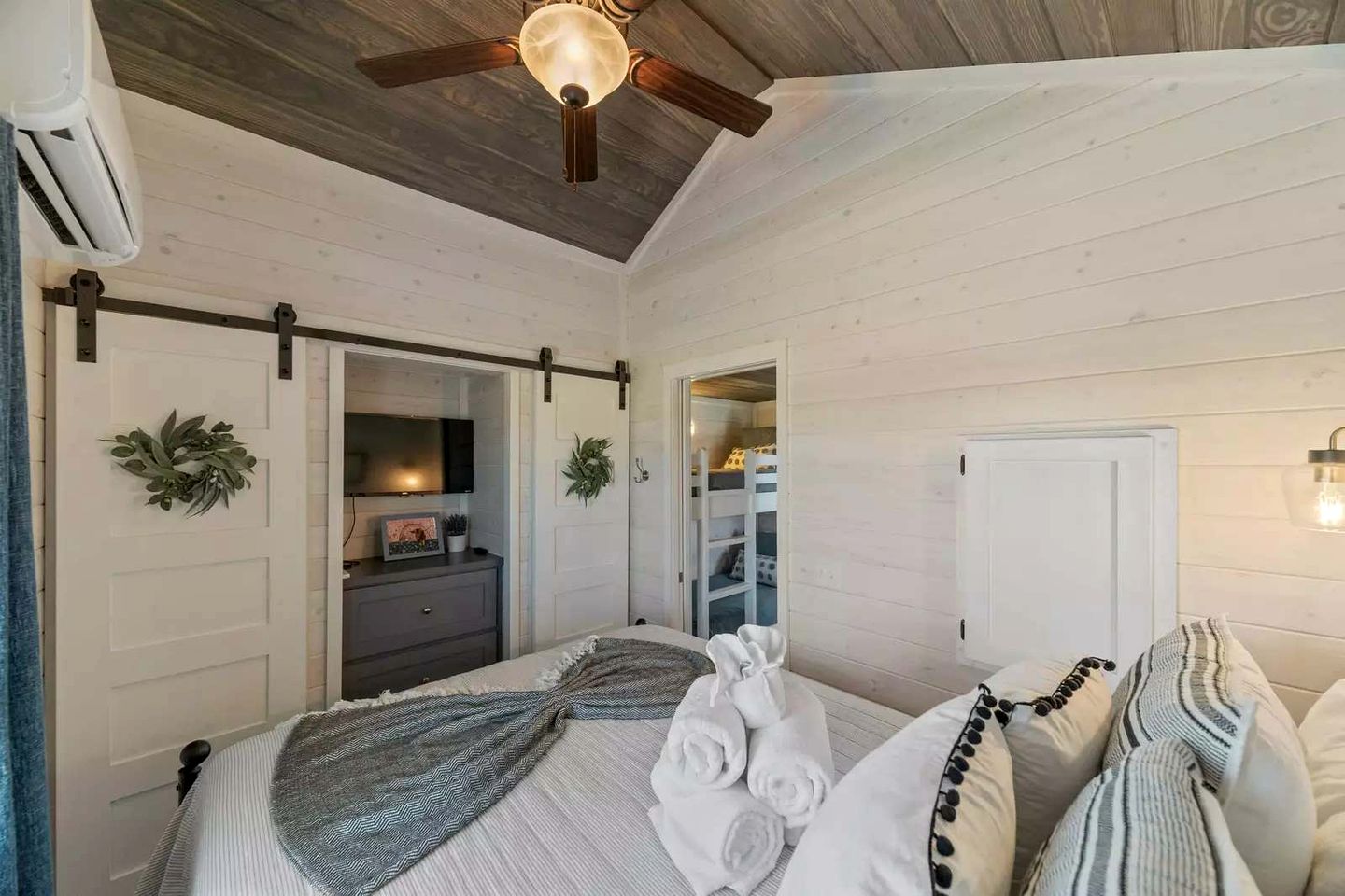 Elegant Tiny Home Retreat with Resort Amenities Near Fredericksburg, TX