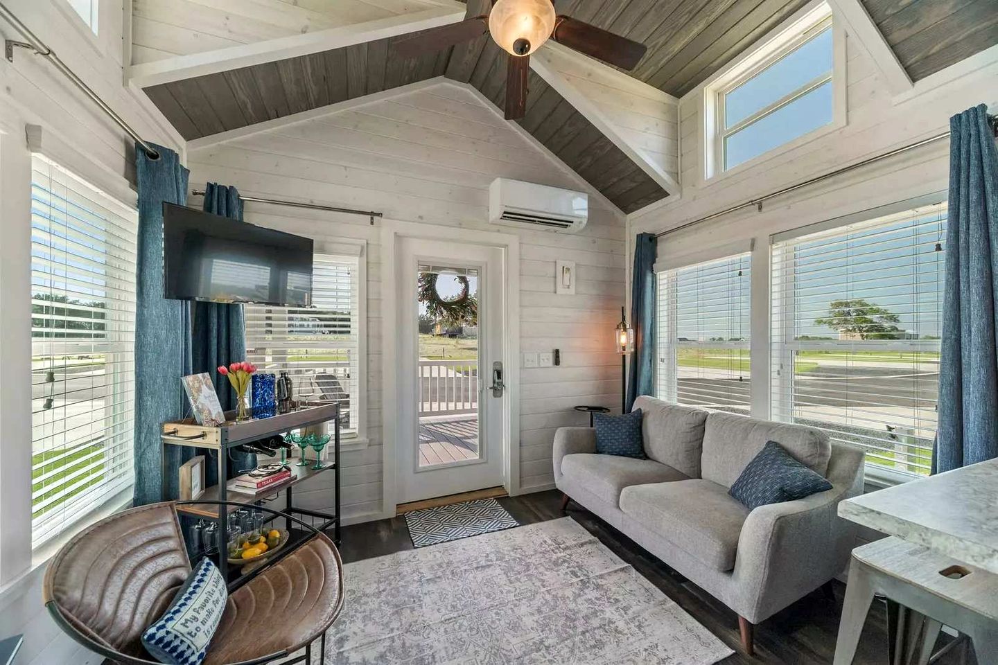 Elegant Tiny Home Retreat with Resort Amenities Near Fredericksburg, TX