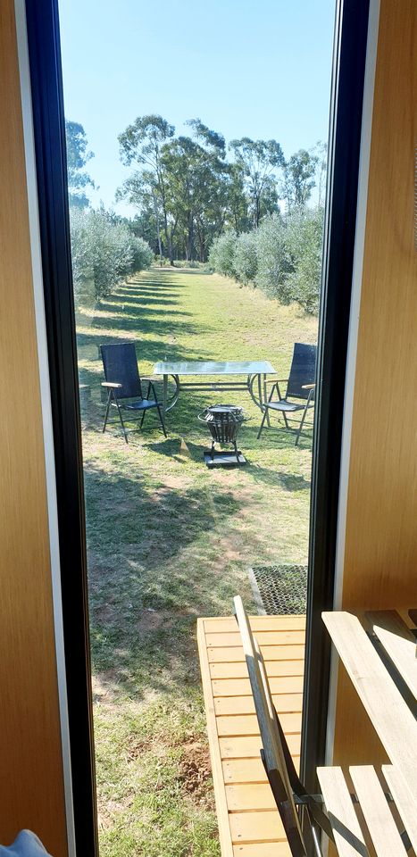 Serene Tiny House with Amazing Countryside Landscapes in New South Wales
